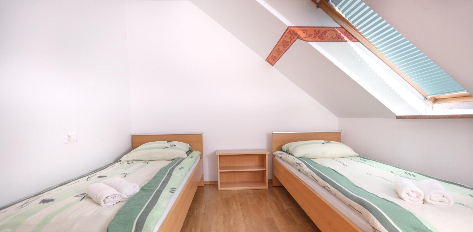 Apartments Suster Stari Trg ob Kolpi Rum bild