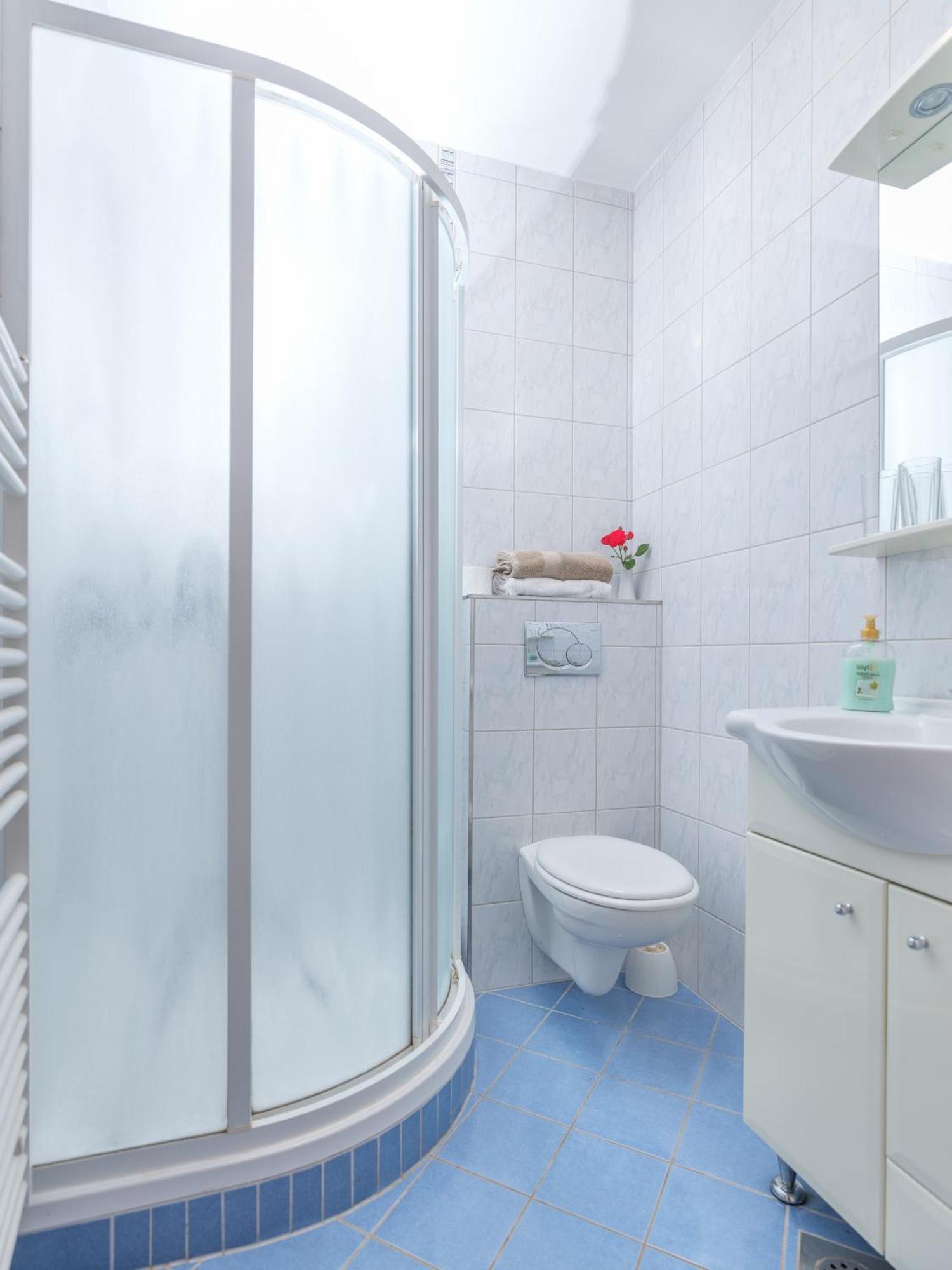 Apartments Suster Stari Trg ob Kolpi Rum bild